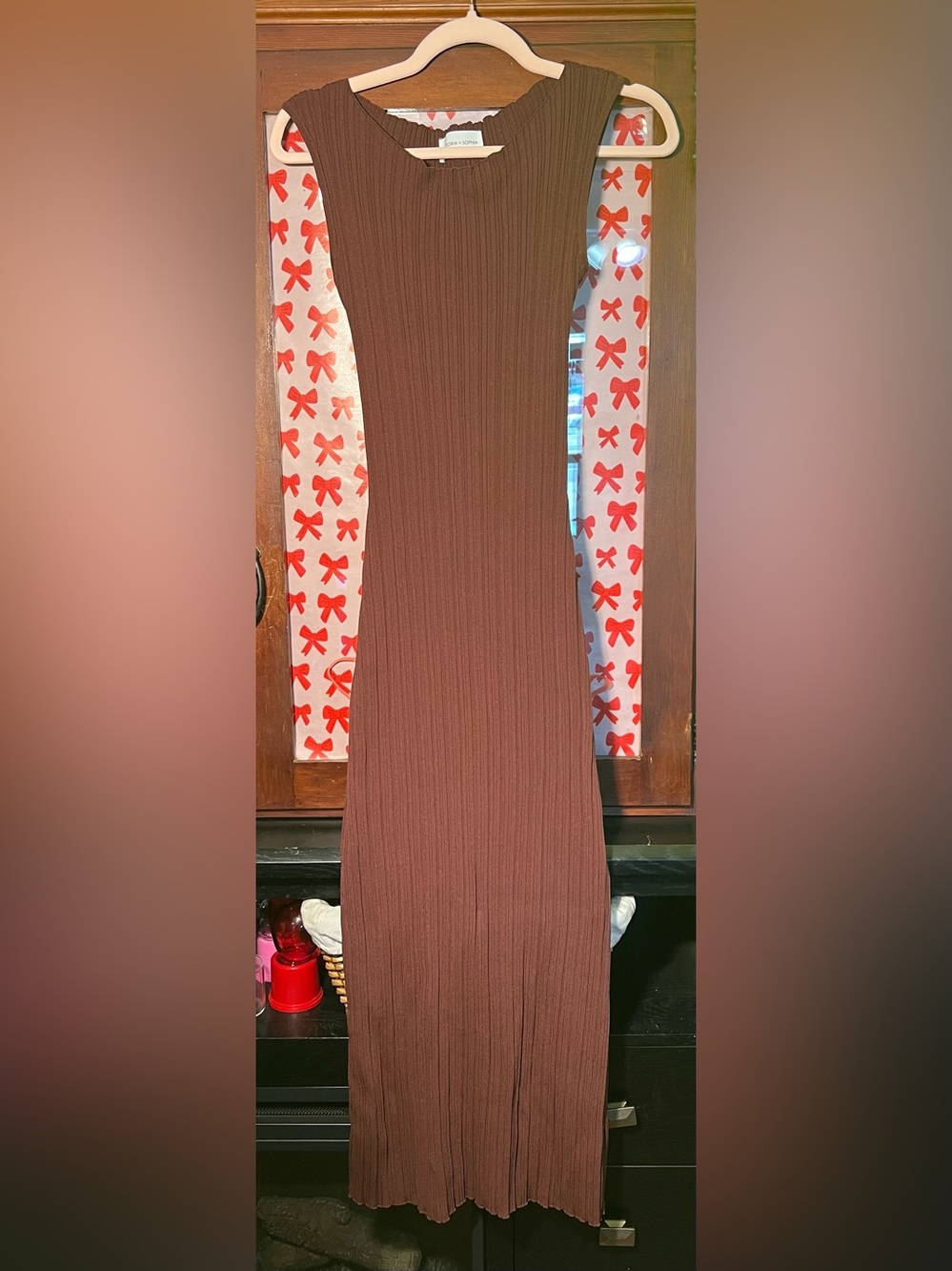 Victoria + Sophia brown ribbed maxi size medium